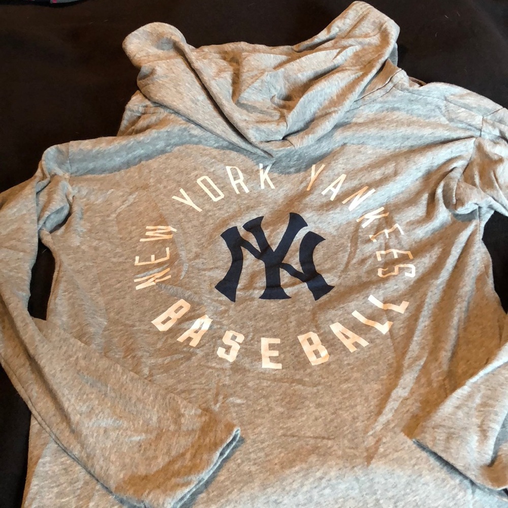 VS Pink NY Yankees long sleeve hooded shirt